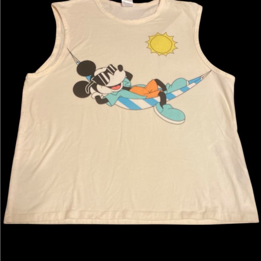 Disney Cream Tank Top with Relaxing Character